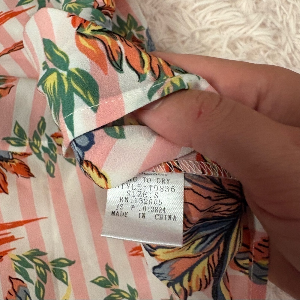 Entro Floral Off-Shoulder Top Small Floral Pink Striped Tropical Beach Blouse - Picture 4 of 5